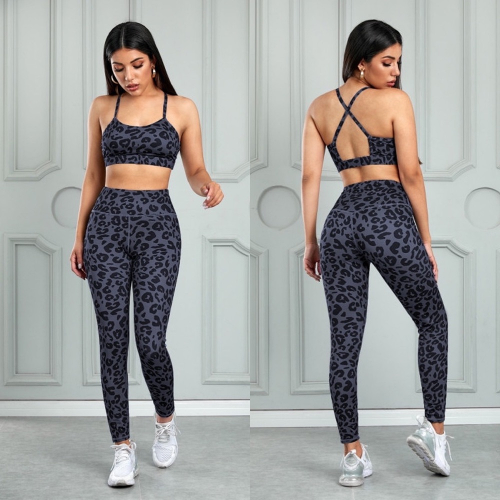 BEST SELLER Sexy Grey Charcoal Leopard Print Activewear Set